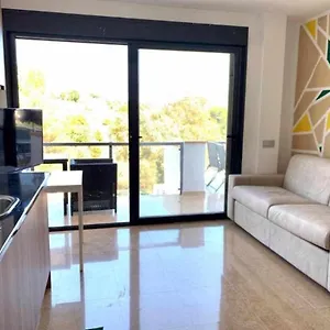 apartamento-en-chalet-con-vista-abierta-al-mar.1costadelsol.com/